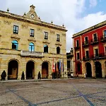 شقة Duplex Con Encanto En Cimadevilla خيخون