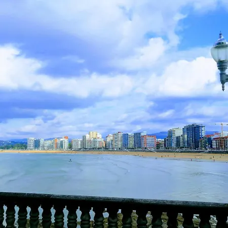 Duplex Con Encanto En Cimadevilla *