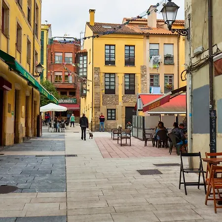 Appartamento Duplex Con Encanto En Cimadevilla Gijón